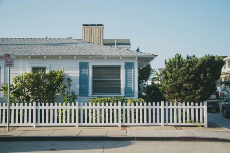 Can I Get a Mortgage with Student Loans? What Lenders Actually Look At